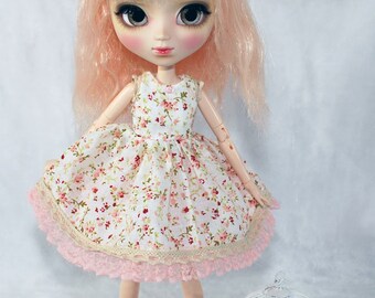 Dress and petticoat Pullip Obitsu model "Liberty lace"