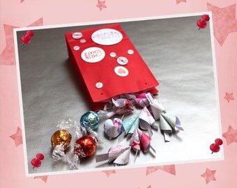 20 fortune cookies 'Love' of paper in the bag