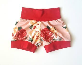 Boho baby clothes, floral baby shorts, baby gift, baby shorts, trendy baby clothes, baby gift, baby clothes for summer, rose cuff shorts