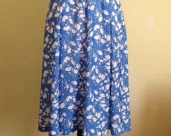 Blue and White Floral Belted Day Dress. Mod does 1940s Style
