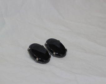 Vintage Black Glass Oval Clip Earrings