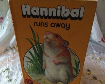 Vintage Ladybird book - Hannibal Runs Away