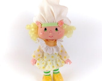 Vintage Strawberry Shortcake Lemon Meringue Doll 100% Complete Clothes Outfit 80s Original Retro Hat Shoes Stockings Dress Yellow Gorgeous