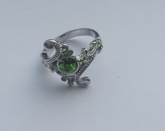 Green crystal slytherin ring size 9