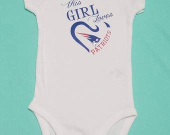 New England Patriots Bodysuit / Girl Loves Patriots Bodysuit / baby girl clothes / babyshower gift /