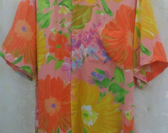 Vintage JAMS WORLD Hawaiian// Yellow Rayon Blouse Shirt// Top Rayon Florest Floral Print// Quirky Bright Size XL// Made in Hawaii