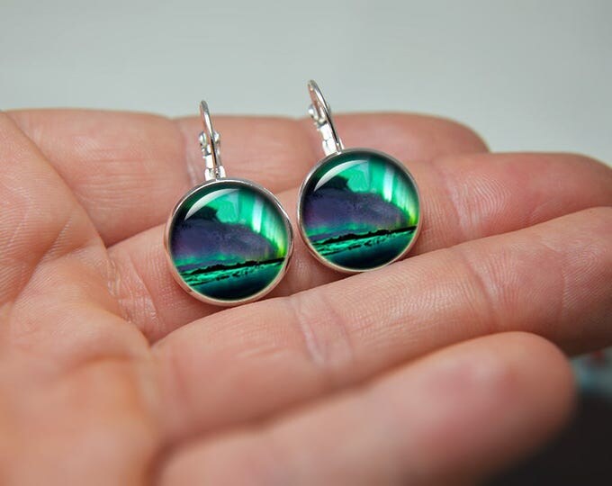 Northern lights Earrings, northern light Jewelry, light earrings, Aurora Borealis earrings, Aurora earrings, glass dome, photo earrings