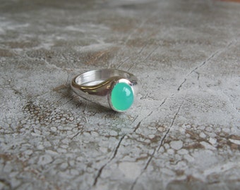 Chrysoprase ring in sterling silver