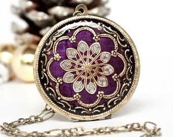 Purple/ Brass/ Locket/ Necklace/ Personalized/ Gift/ Graduation Present/ Gift For Her/ Custom/ Photo/ Locket/ Family Photo/ Christmas Gift