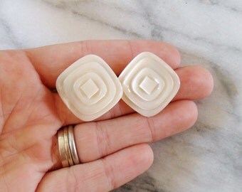 Vintage Mother of Pearl Shell Layered Post Earrings