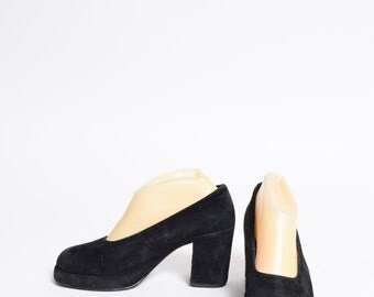 Vintage 90's Suede Chunky Heel Pumps