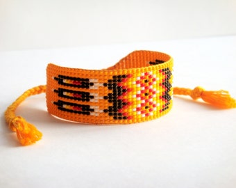 Native American style seed bead bracelet