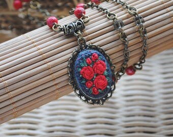 Red necklace roses jewelry necklace pendant anniversary gift for wife gifts for mom embroidery jewelry serpentine necklace bohemian necklace