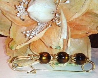 Brooch, Shawl pin, gift for mom, scarf pin, sweater pin, sweater clip, delicate golden color, birthday gift, womens gift, wife gift