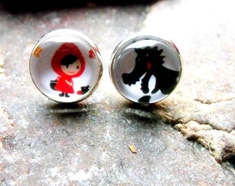Earrings cabochon little Red Riding Hood and the Wolf evil fairy nostalgia