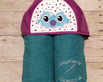 Hatchling hooded towel