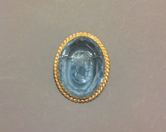 Aqua Glass Cameo Brooch/ Vintage Glass Intaglio Brooch/Gold-tone Setting/Pale Blue Oval Glass Cabochon