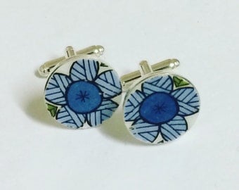 Retro style cufflinks / groovy cufflinks / blue cufflinks