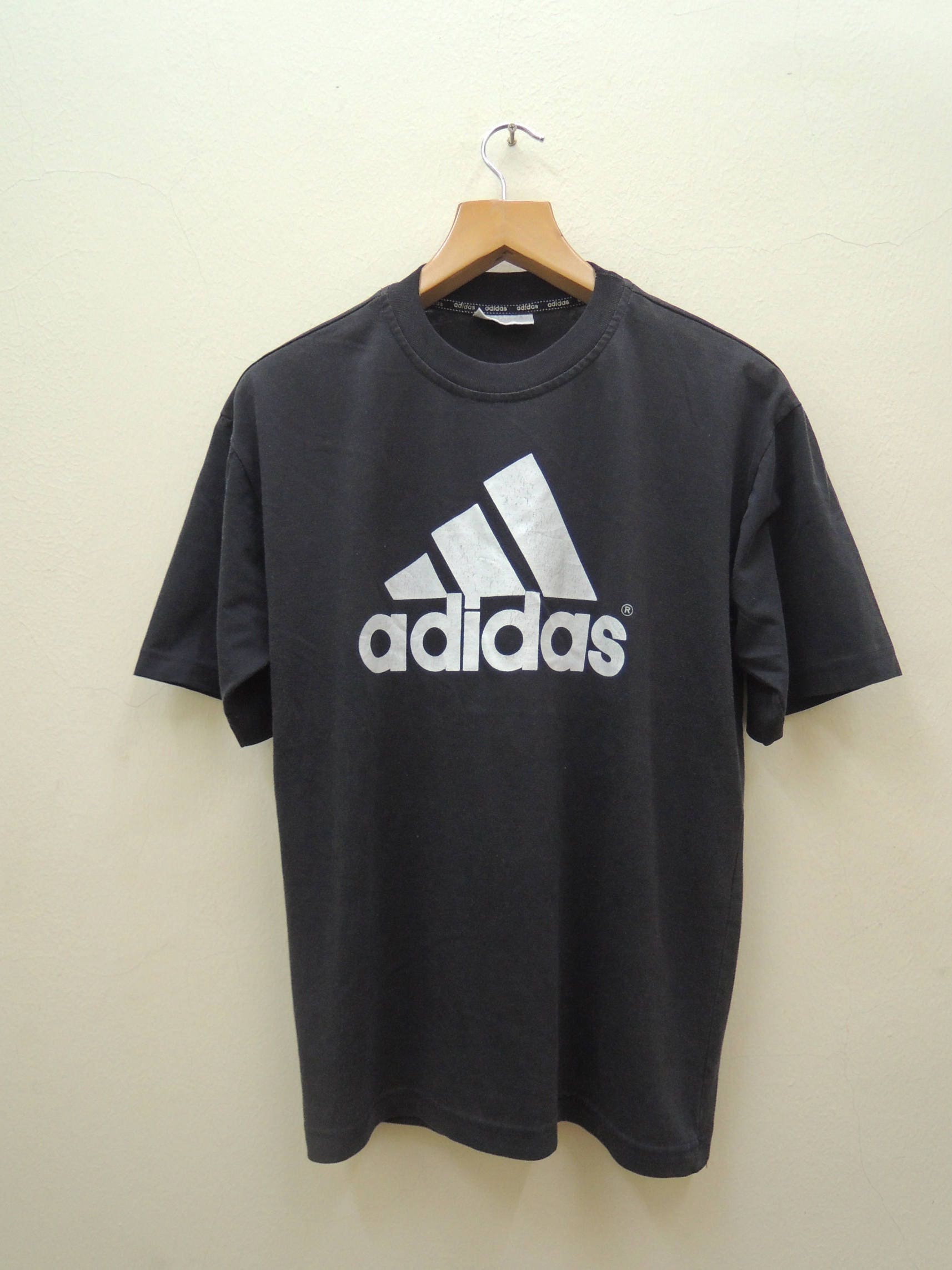 vintage adidas logo t shirt vintage adidas logo t shirt