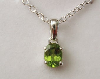 Genuine SOLID 925 STERLING SILVER August Birthstone Peridot Pendant