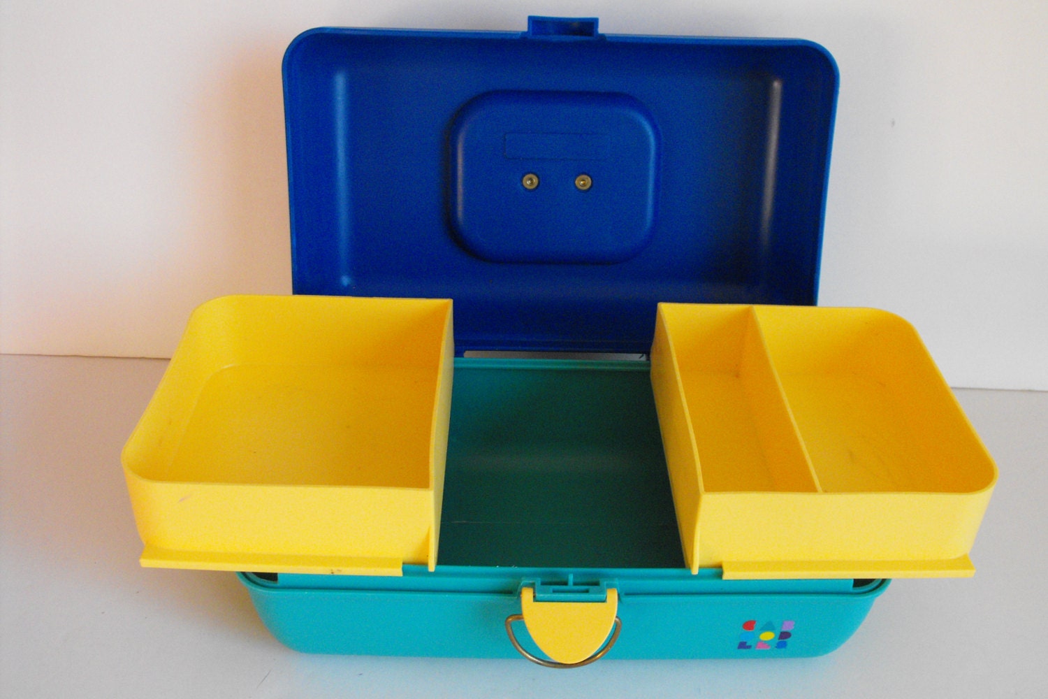 Caboodle Box Model 2602 Teal Blue and Yellow 898