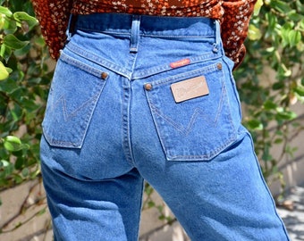 Vintage High Waist Denim Wrangler Jeans 25" Waist