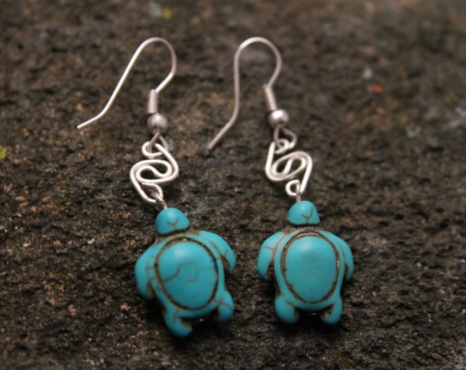 Turquoise Turtle Bead Earrings with Silver Wire, Sea Turtle Ocean Beach Jewelry, Animal Jewelry, Dangle and Drop Earrings, Gift for Her