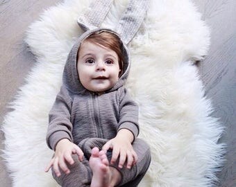 Baby and tolder bunny suit onesie - lt grey - Daily Brat