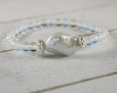 White Baroque Pearl and Faceted Moonstone Stretch Bracelet, Pearl and Moonstone Bracelet, White Pearl Bracelet, Womens Bracelet