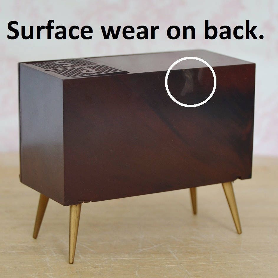 Vintage 1950s TV Salt and Pepper Shakers