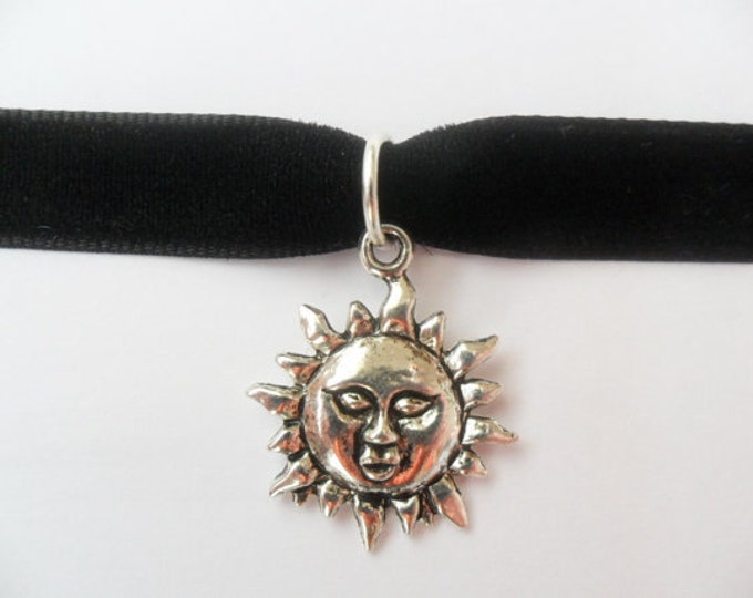 Sale item 10 Velvet choker necklaces bulk discounted Lot of 10 with Mathilda silver tone sun flower pendant, Leon, Natalie Portman