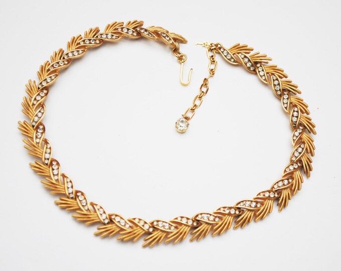 Crown Trifari link Necklace -Rhinestone- Gold leaf links Mid Modern - collar necklace