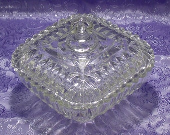 Mid Century Glass Candy Dish With Lid / L.E. Smith Square Candy Dish / EAPG Pressed Glass Candy Dish