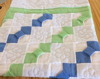 Amish baby quilt | Etsy