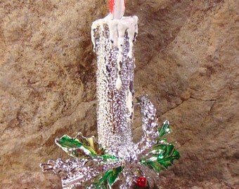 BOOK PIECE Vintage Christmas CANDLE Enamel Holly Pin - Signed Gerry's