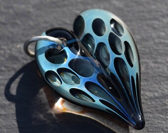 Siverfumed honeycomb pendant