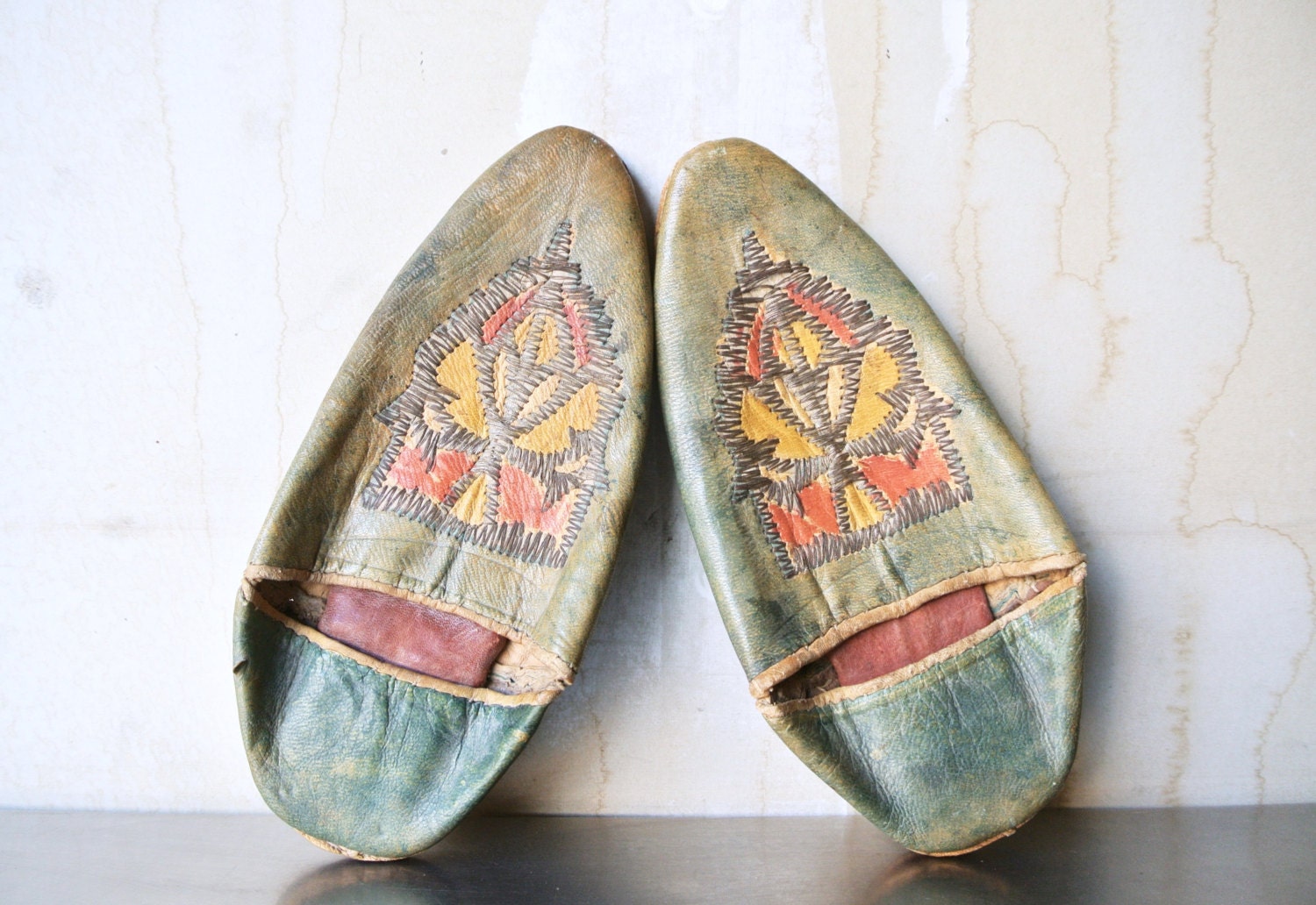 Beautiful Vintage Leather Moroccan Slippers Aladdin Slippers