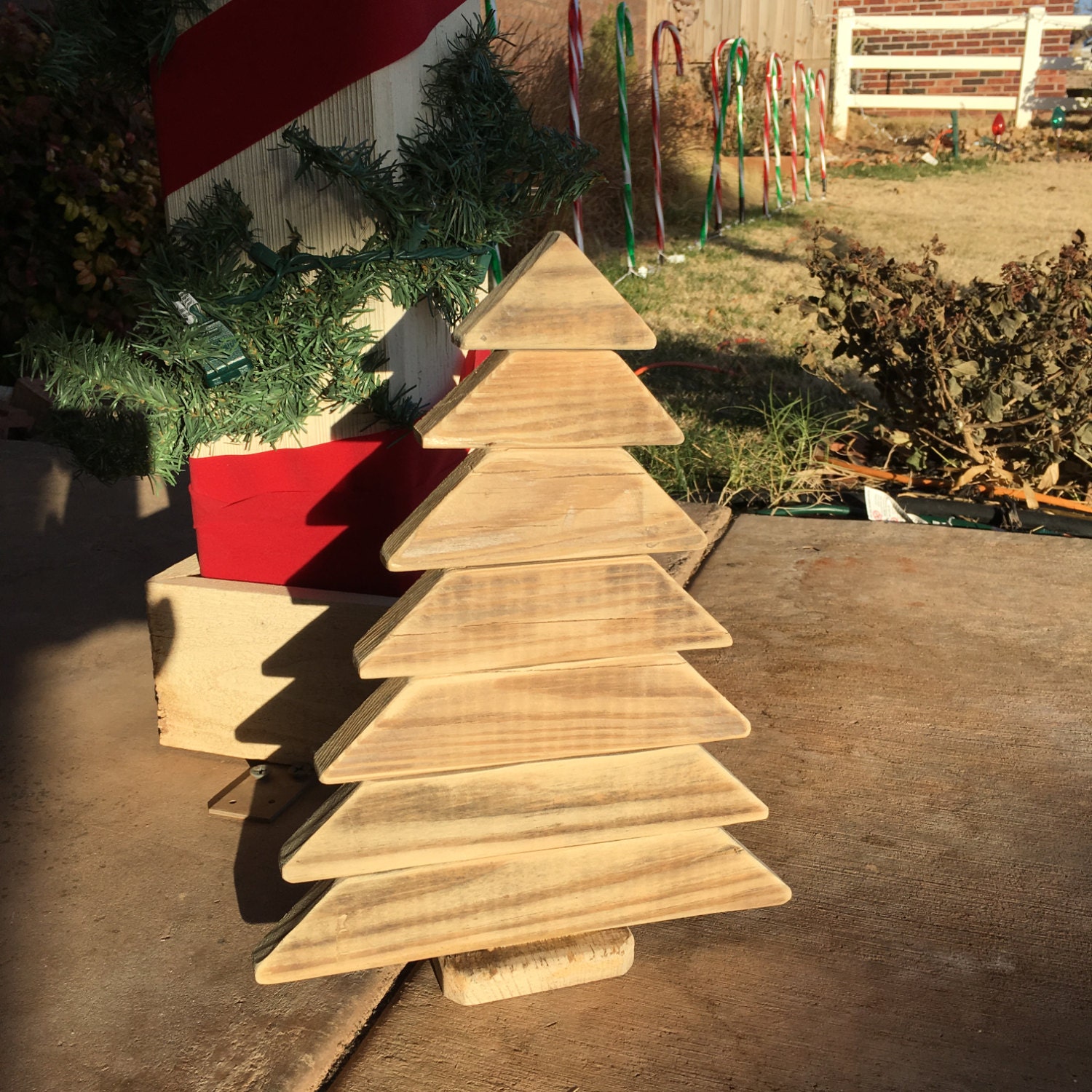 Rustic Christmas Decor Pallet Christmas Trees By Sandjwooddecor