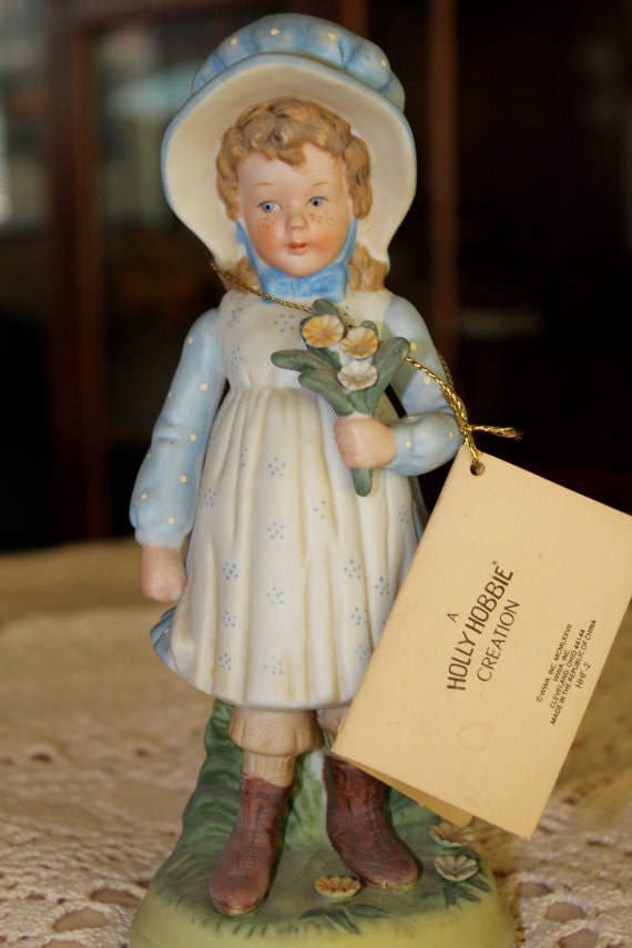 Holly Hobbie Collectible Fine Porcelain Figurine w/ Original