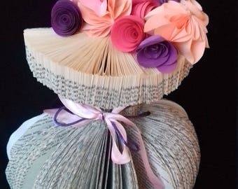 Customizable folded paper flower bouquet