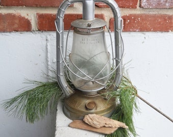 Vintage Rustic Dietz U.S.A. Monarch Silver Gray Lantern