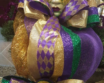 mardi gras door wreath