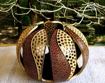 Contrasts Gourd Art