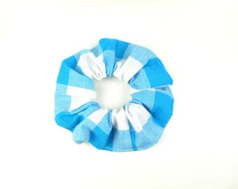 Scrunchie, scrunchies, tie hair, checkered blue and white