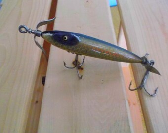 Antique Fishing Lure --James Heddon & Son --James Heddon's Sons --Dowagiac, Mich. --Made in the US of A