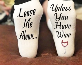 If you can read this bring me a glass of wine socks | If you can read this socks | funny christmas gift | Stocking Stuffer | Wine Socks