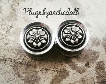 Pair of 14mm Sakura cherry blossom plugs