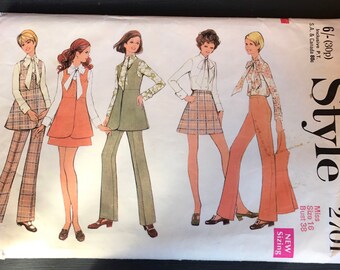 Vintage Style 1970 Trouser/Skirt Suit Pattern 2701