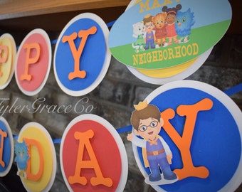 Items similar to Printable Daniel Tiger Birthday Cupcake Toppers ...