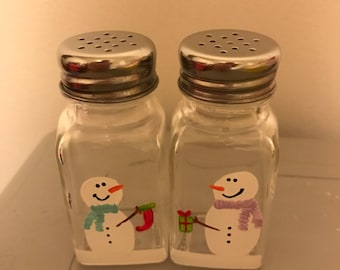 Hand painted Snowmen Salt and Pepper Shakers